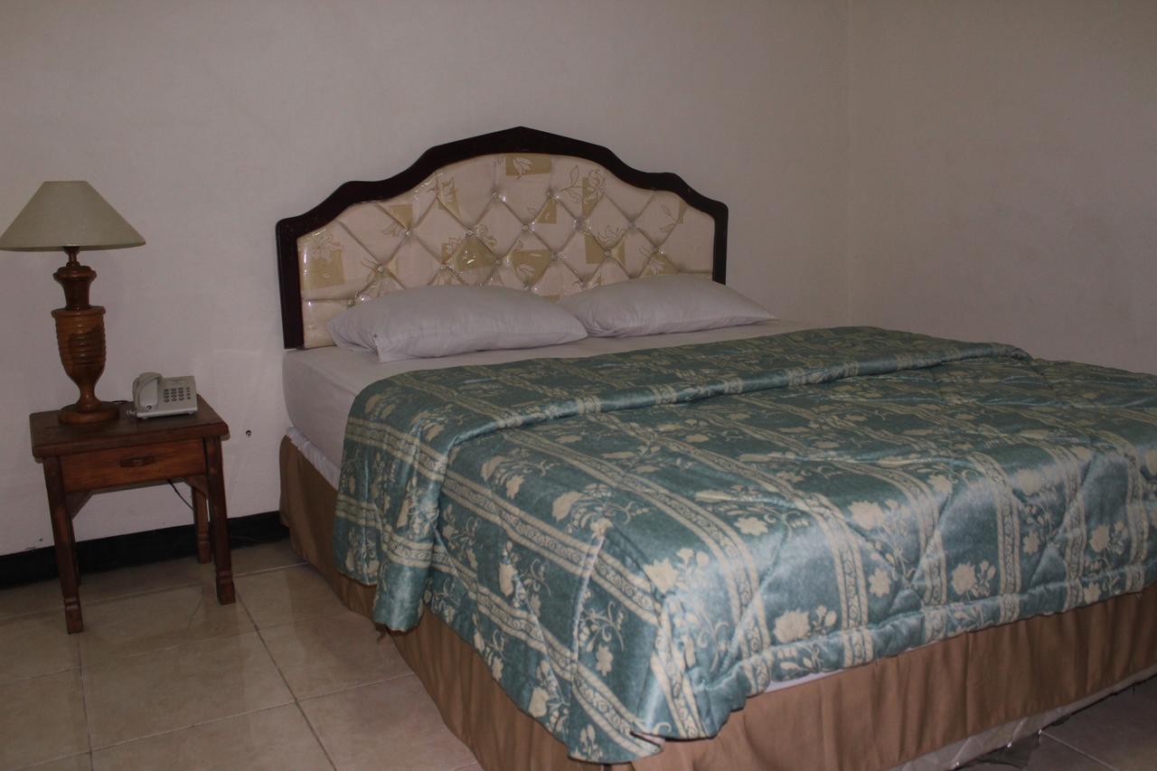 Sinar Bintang Hotel Cepu Екстер'єр фото